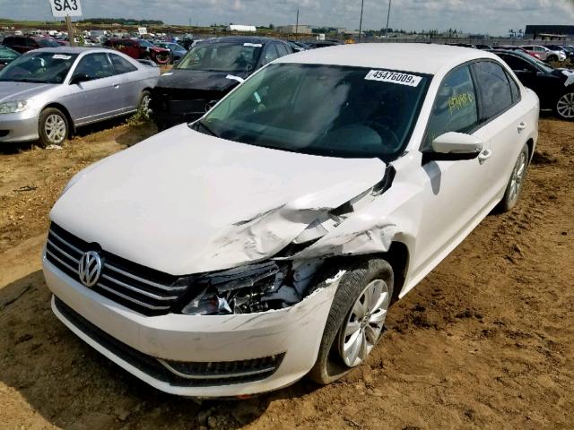 1VWAH7A3XDC037105 - 2013 VOLKSWAGEN PASSAT S WHITE photo 2