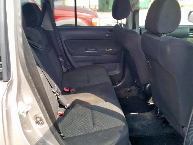 JTLKT324250191420 - 2005 TOYOTA SCION XB 银色 照片 6