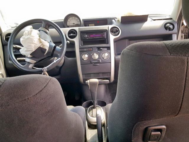 JTLKT324250191420 - 2005 TOYOTA SCION XB 银色 照片 9