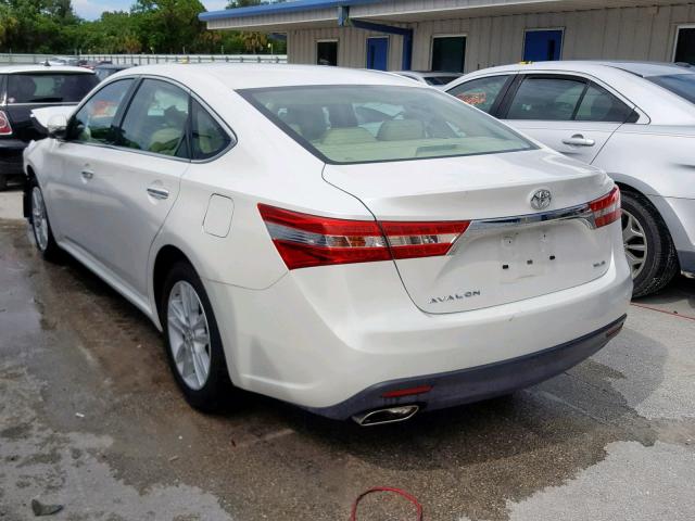 4T1BK1EB3DU012429 - 2013 TOYOTA AVALON BAS WHITE photo 3