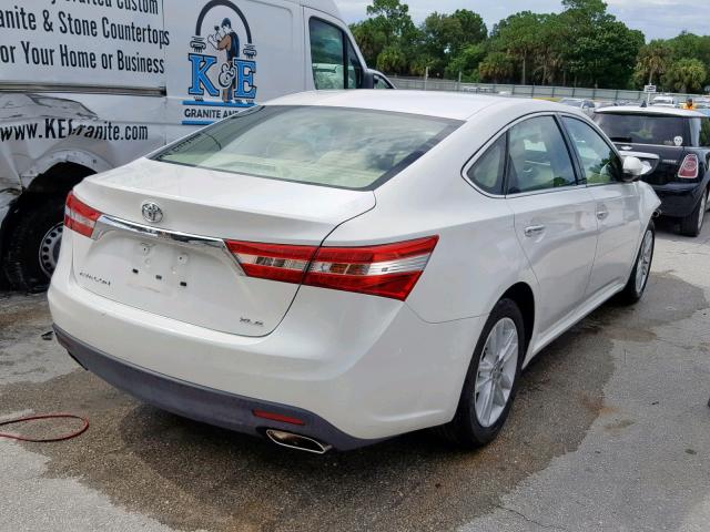 4T1BK1EB3DU012429 - 2013 TOYOTA AVALON BAS WHITE photo 4