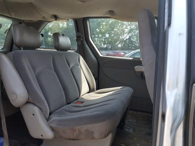 1C4GJ25311B275795 - 2001 CHRYSLER VOYAGER SILVER photo 6