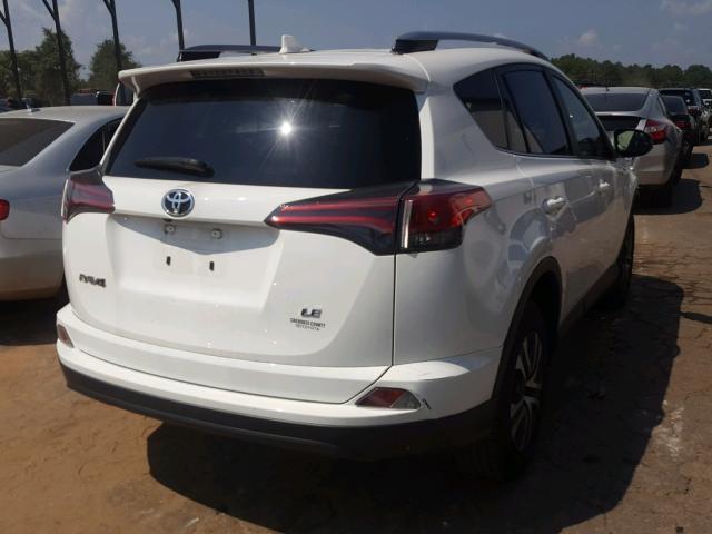 JTMZFREV4HJ709325 - 2017 TOYOTA RAV4 LE WHITE photo 4