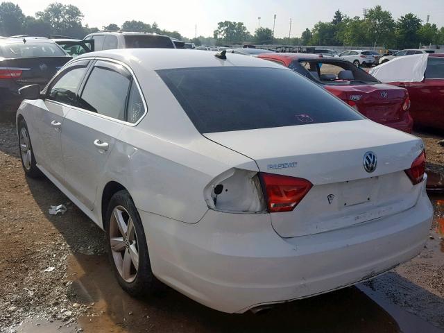 1VWBP7A32CC092007 - 2012 VOLKSWAGEN PASSAT SE WHITE photo 3