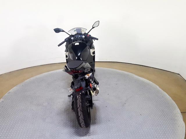 JKAEXKH18KDA42550 - 2019 KAWASAKI EX400 BLACK photo 9