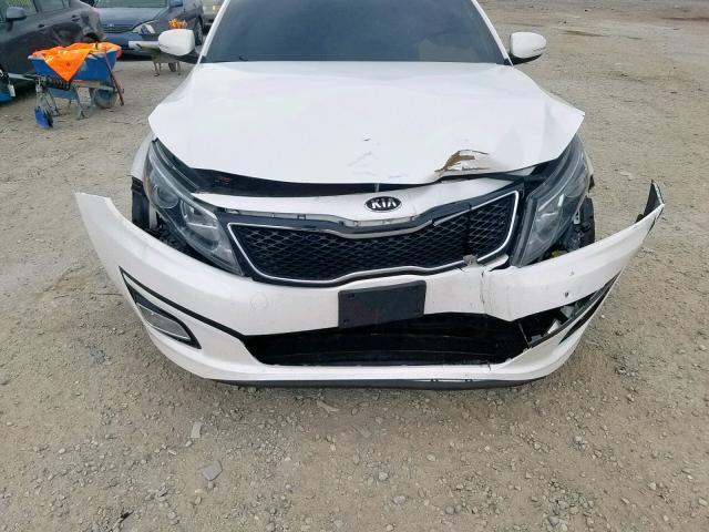 KNAGM4A76F5542508 - 2015 KIA OPTIMA LX WHITE photo 9