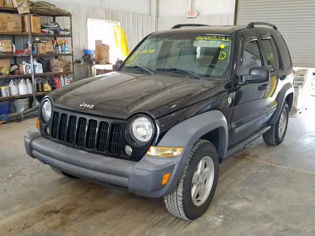 1J4GL48K85W692848 - 2005 JEEP LIBERTY SP BLACK photo 2