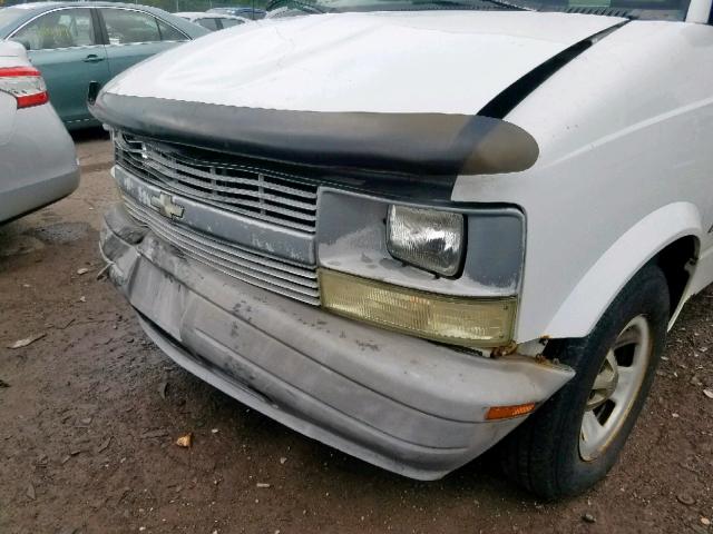 1GCDL19X52B113674 - 2002 CHEVROLET ASTRO WHITE photo 9