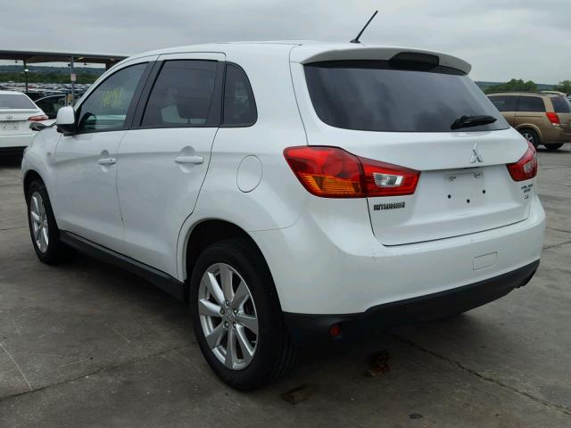 4A4AP3AW4FE032541 - 2015 MITSUBISHI OUTLANDER WHITE photo 3