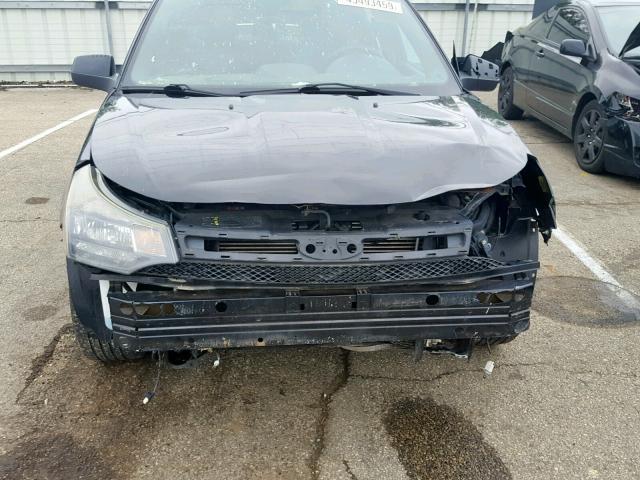 1FAHP3GN9AW114553 - 2010 FORD FOCUS SES BLACK photo 9