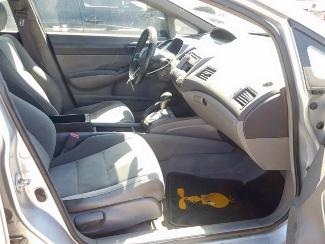 2HGFA16286H519986 - 2006 HONDA CIVIC DX SILVER photo 5