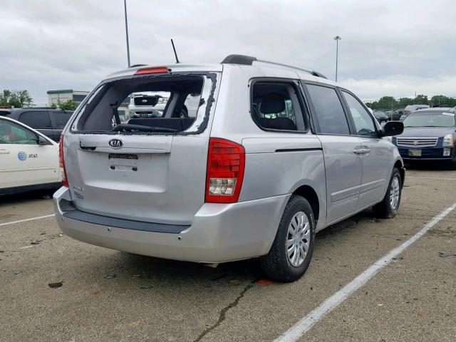 KNDMG4C71C6434118 - 2012 KIA SEDONA LX SILVER photo 4