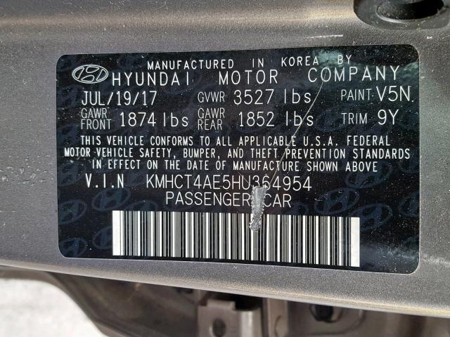 KMHCT4AE5HU364954 - 2017 HYUNDAI ACCENT SE GRAY photo 10