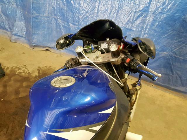 JYARN10Y22A000224 - 2002 YAMAHA YZFR1 BLUE photo 5