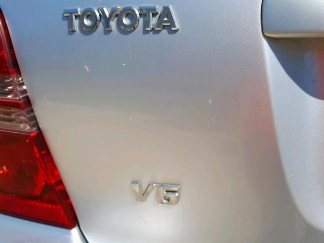 JTEGF21A220062482 - 2002 TOYOTA HIGHLANDER SILVER photo 9