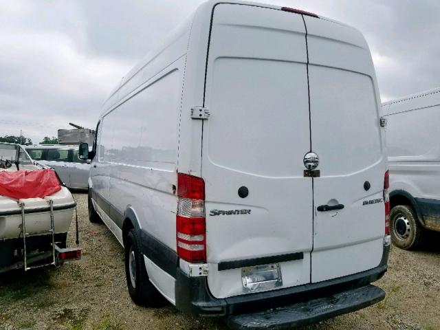 WDYPE8CC3C5689385 - 2012 FREIGHTLINER SPRINTER 2 WHITE photo 3