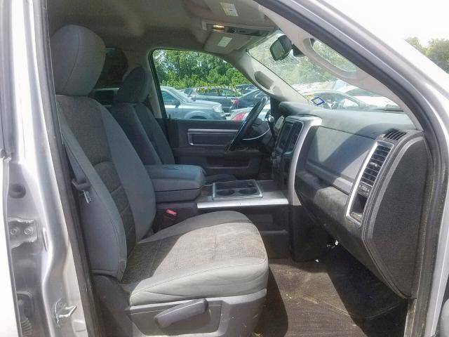 3C6UR5ML2EG296190 - 2014 RAM 2500 SLT 银色 照片 5