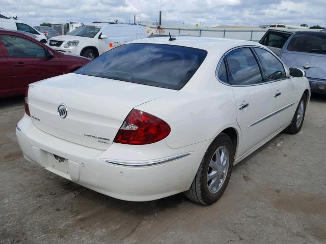 2G4WD582661311426 - 2006 BUICK LACROSSE C WHITE photo 4