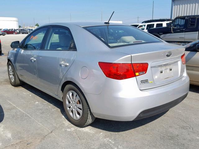 KNAFU4A23C5639001 - 2012 KIA FORTE EX SILVER photo 3