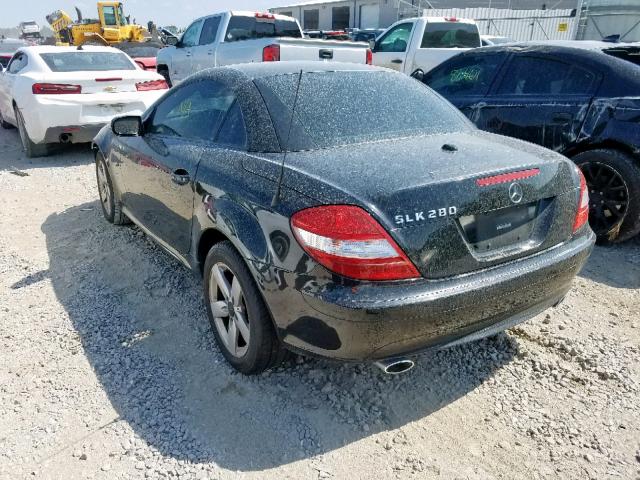 WDBWK54F88F181713 - 2008 MERCEDES-BENZ SLK 280 BLACK photo 3