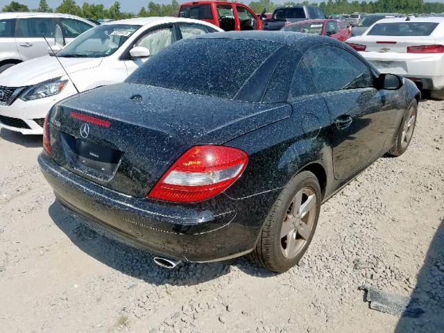 WDBWK54F88F181713 - 2008 MERCEDES-BENZ SLK 280 BLACK photo 4