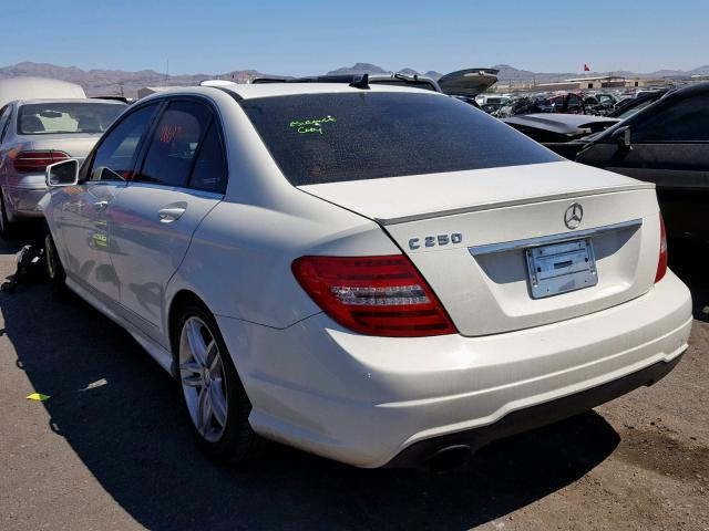 WDDGF4HB5CA624651 - 2012 MERCEDES-BENZ C 250 WHITE photo 3