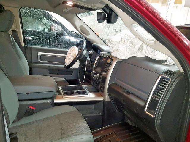 3C6UR5DL5FG639964 - 2015 RAM 2500 SLT 红色 照片 5