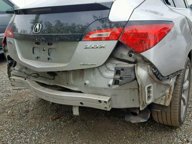 2HNYB1H49AH501938 - 2010 ACURA ZDX TECHNO SILVER photo 9