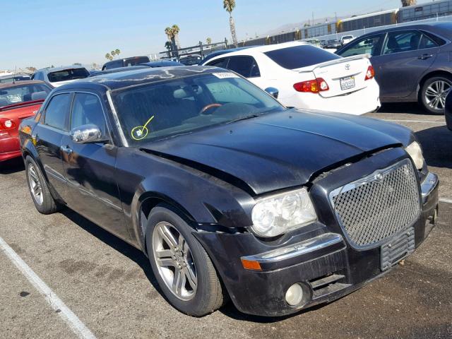 2C3AK63H85H639298 - 2005 CHRYSLER 300C BLACK photo 1