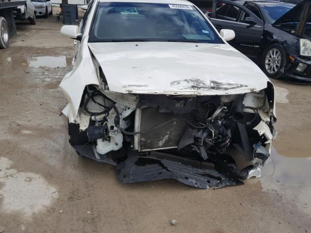 1G6DC67A890169662 - 2009 CADILLAC STS WHITE photo 9