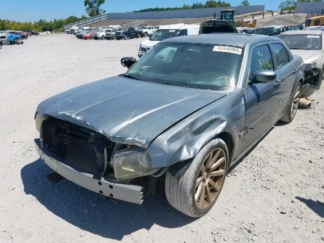 2C3LA73W06H362115 - 2006 CHRYSLER 300C SRT-8 GRAY photo 2