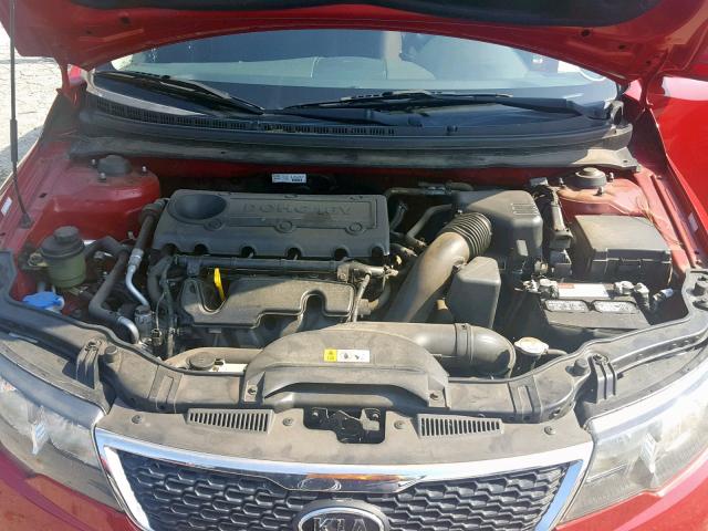 KNAFU5A22D5694515 - 2013 KIA FORTE EX RED photo 7