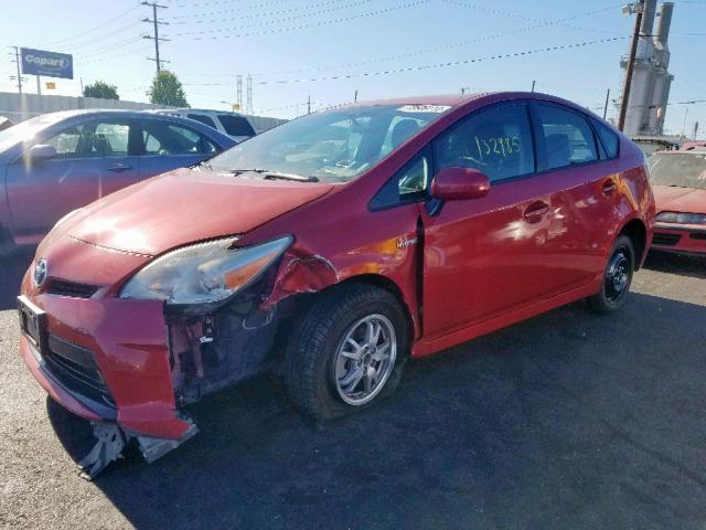 JTDKN3DU3D1628305 - 2013 TOYOTA PRIUS RED photo 2