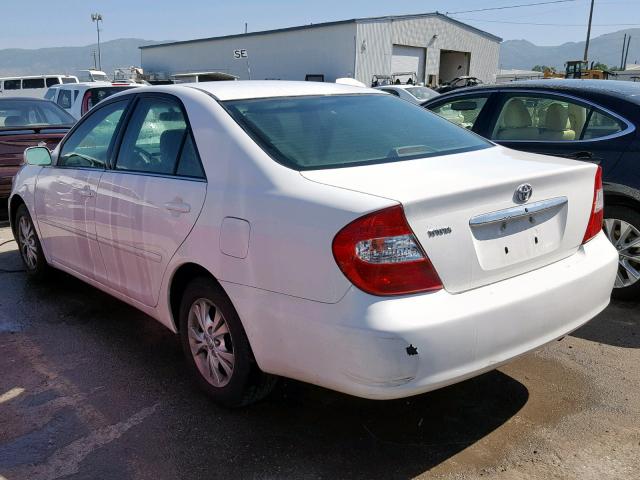 4T1BF30K64U063964 - 2004 TOYOTA CAMRY LE WHITE photo 3