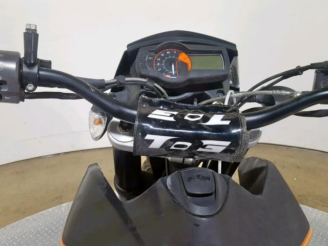 VBKL1S4017M705049 - 2007 KTM 690 SUPERM BLACK photo 16