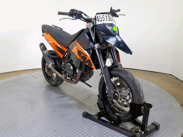 VBKL1S4017M705049 - 2007 KTM 690 SUPERM BLACK photo 2