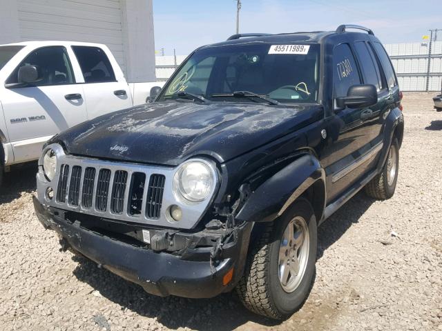 1J8GL58555W675410 - 2005 JEEP LIBERTY LI BLACK photo 2