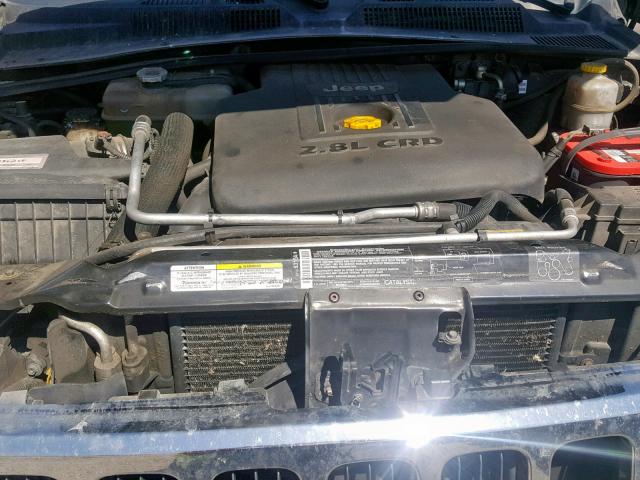 1J8GL58555W675410 - 2005 JEEP LIBERTY LI BLACK photo 7