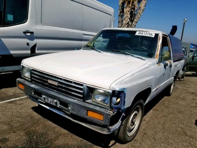 JT4RN50R7G0170001 - 1986 TOYOTA PICKUP 1/2 WHITE photo 2