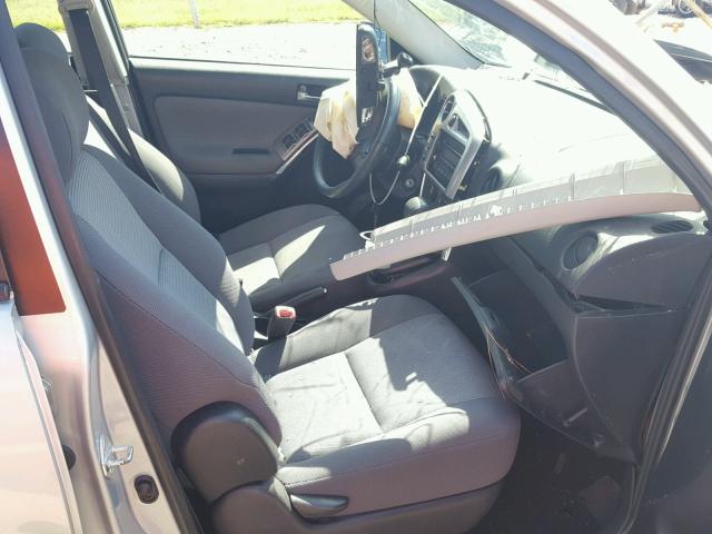 2T1KR32E05C371875 - 2005 TOYOTA MATRIX 银色 照片 5