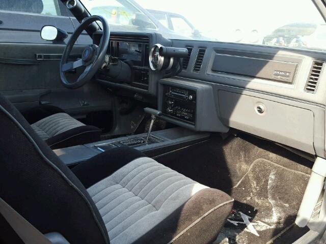 1G4GJ1174HP446017 - 1987 BUICK REGAL შავი ფოტო 5