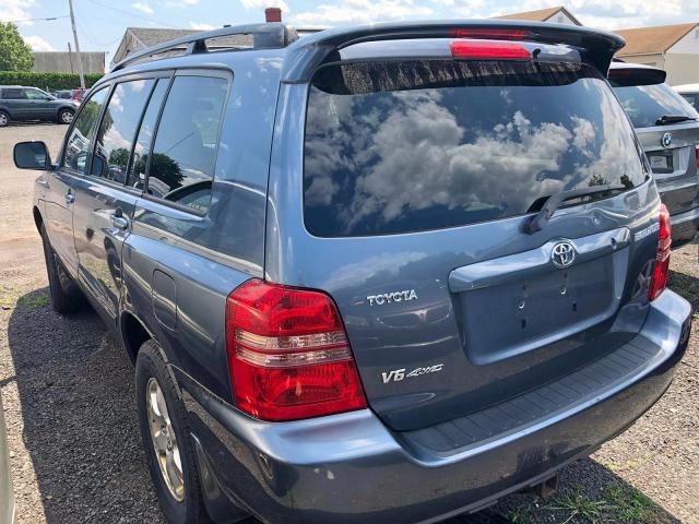 JTEHF21AX30152212 - 2003 TOYOTA HIGHLANDER BLUE photo 3