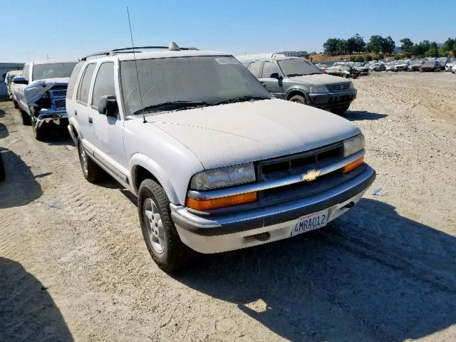 1GNDT13W41K129497 - 2001 CHEVROLET BLAZER WHITE photo 1