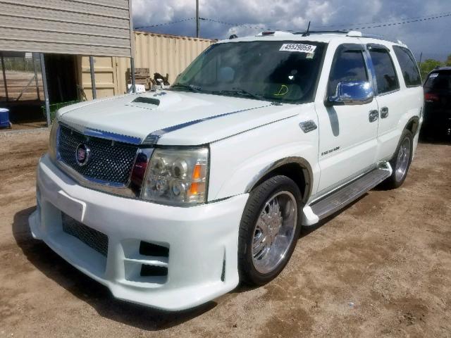 1GYEC63T45R194664 - 2005 CADILLAC ESCALADE L WHITE photo 2