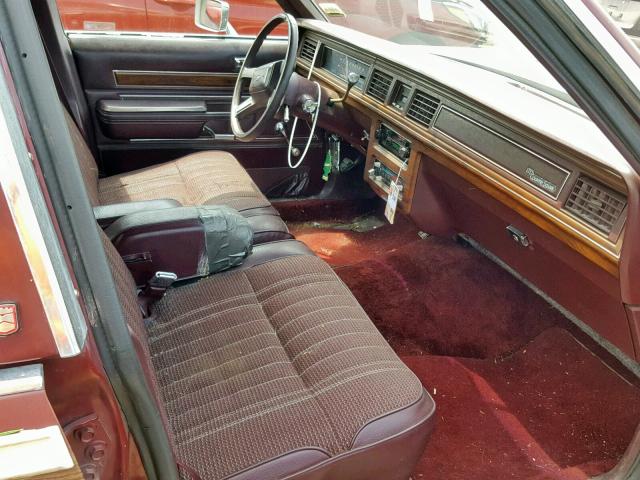 2FABP78F7JX126239 - 1988 FORD CROWN VICT BURGUNDY photo 5