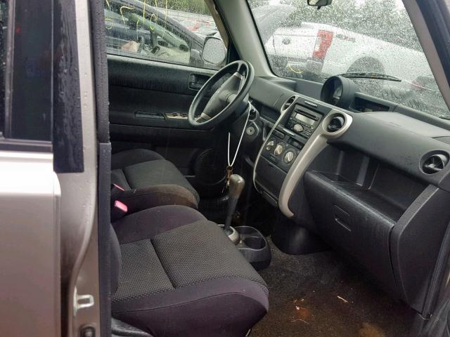 JTLKT324850173262 - 2005 TOYOTA SCION XB ნაცრისფერი ფოტო 5