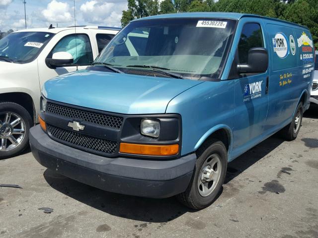 1GCFG15T541102120 - 2004 CHEVROLET EXPRESS G1 TEAL photo 2