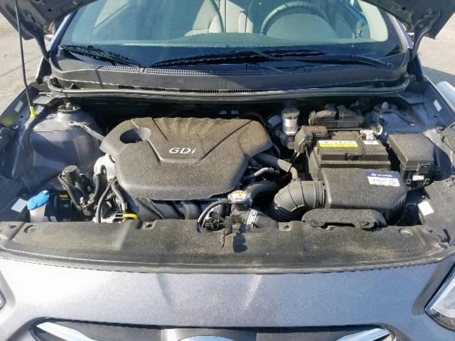 KMHCT4AE5HU220773 - 2017 HYUNDAI ACCENT SE GRAY photo 7