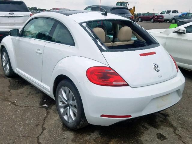 3VWRA7AT0FM638483 - 2015 VOLKSWAGEN BEETLE TDI WHITE photo 3