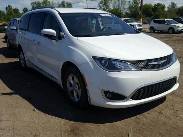 2C4RC1EG8HR513766 - 2017 CHRYSLER PACIFICA T WHITE photo 1